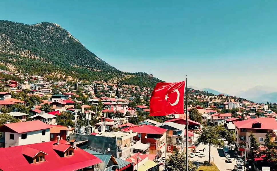 Adana Valisi Yavuz, Pozantı'nın Güzelliklerini Tek Tek Anlattı!