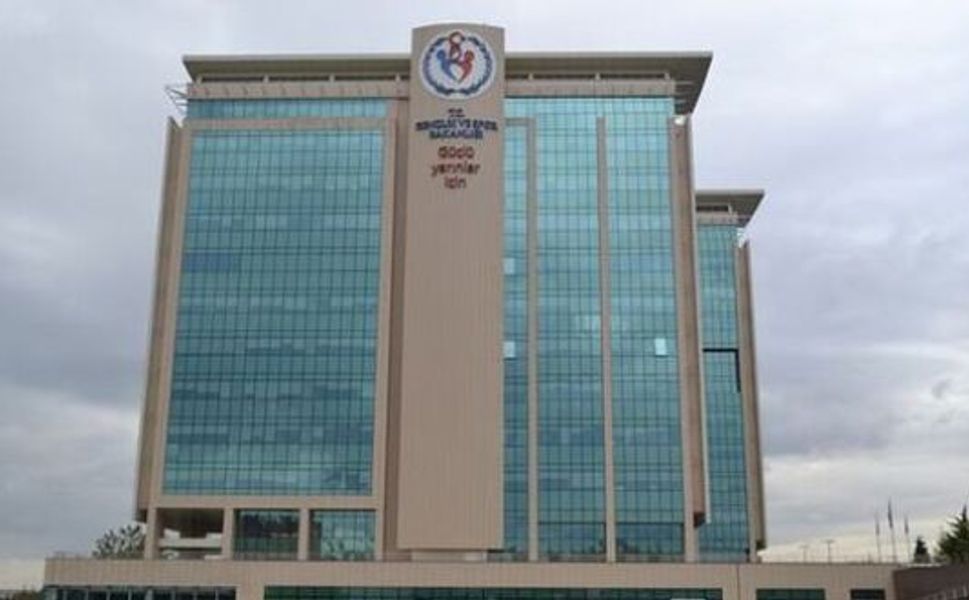 Adana'da Gençler İçin Yeni Proje Hayata Geçiyor: TEG HIZ Merkezi Geliyor