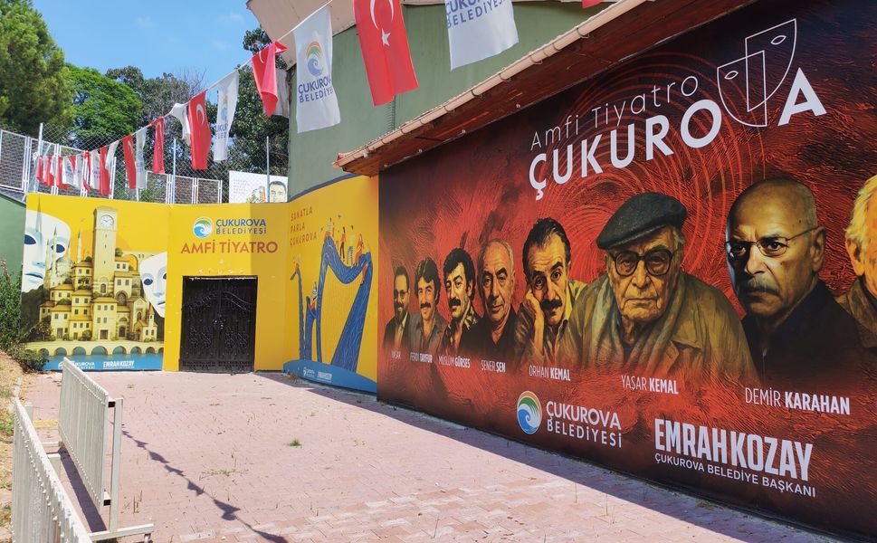 Çukurovalılar İsyanda "Koca İlçede Etkinlik Yok, Parklar Dökülüyor!"