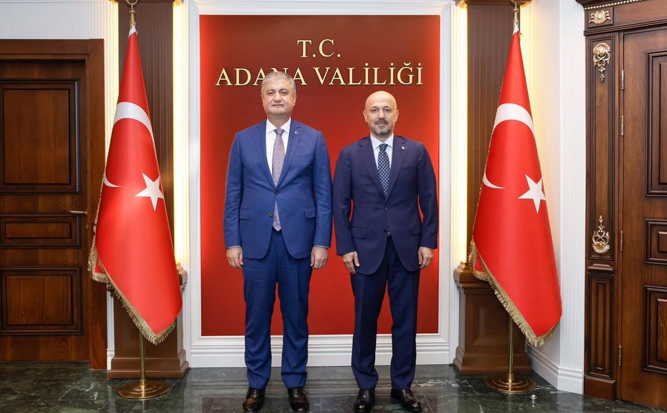 Vali Yavuz, Halil Nacar'ı Kutladı
