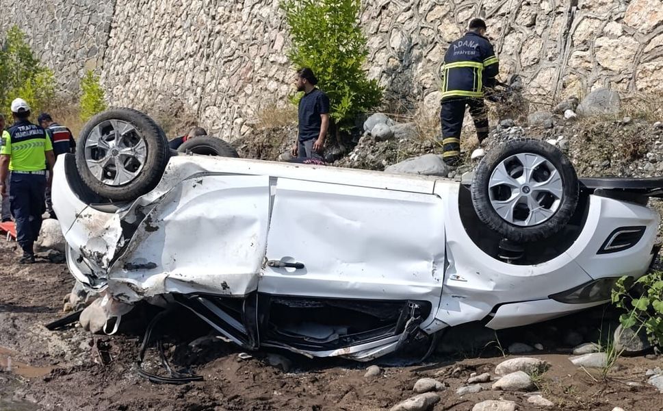 Aladağ'da Yürek Yakan Trafik Kazası: 2 Kişi Hayatını Kaybetti