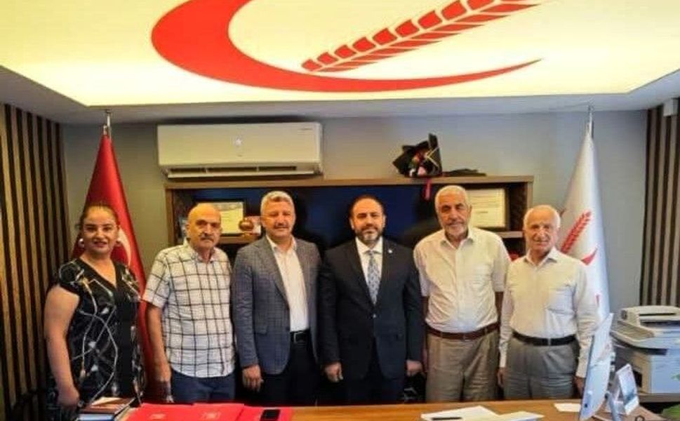 Adana Siyasetinde Kritik Zirve: İl Başkanlarından Yeniden Refah'a Ziyaret