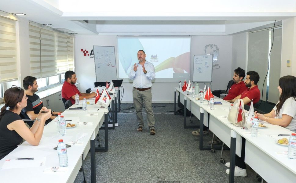 AOSB Akademi’de Yönetim ve Sürdürülebilir Büyüme Eğitimleri