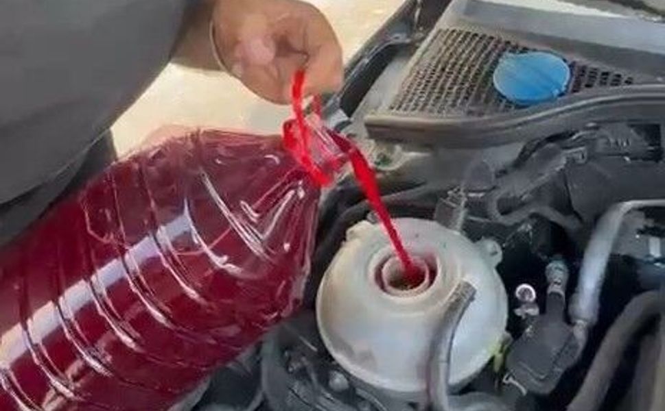 Adana Şalgamını Motor Suyunda Kullandı: 40 Kilometre Böyle Gitti
