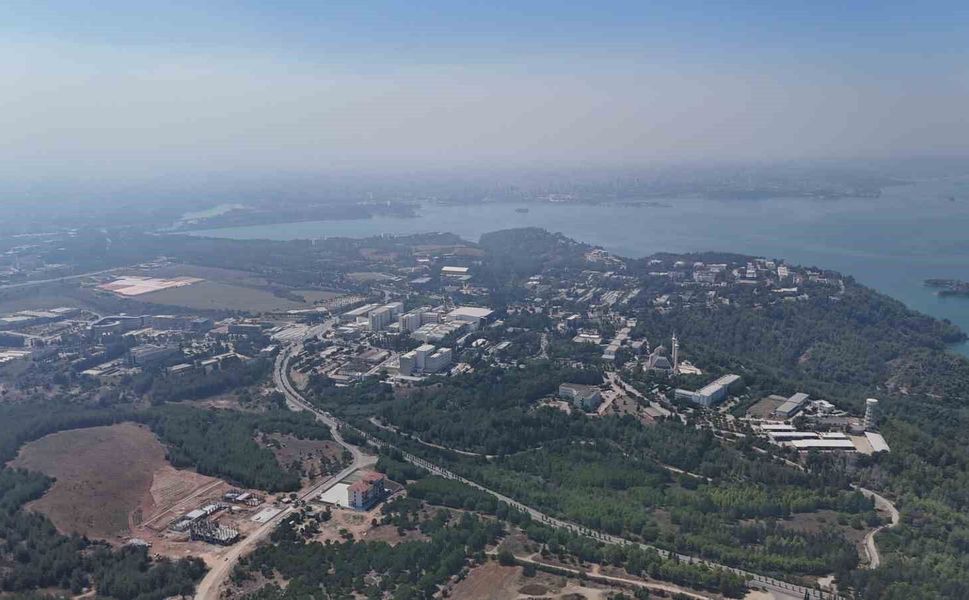 Adana’da Yangın Sonrası Kritik Hava Kirliliği Uyarısı! Uydudan Bile Görünüyor