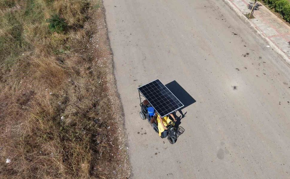 Kozan’da Dondurmacının Güneş Enerjili Çözümü: Sıcağı Avantaja Çevirdi