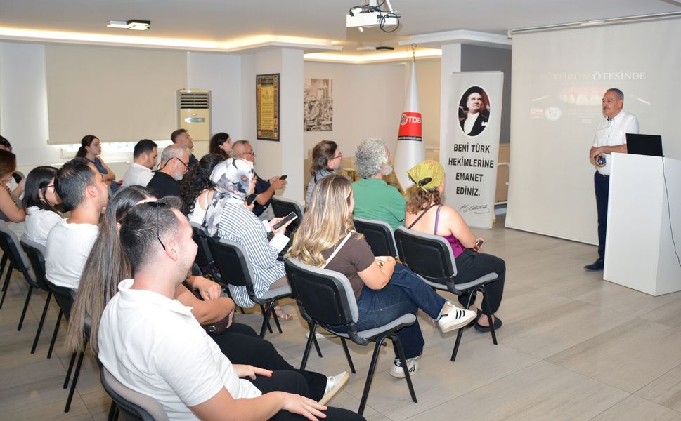 Adana Diş Hekimleri Odası’ndan İmplant Uyarısı "Korkuya Değil, Doğru Bilgiye Kulak Verin"