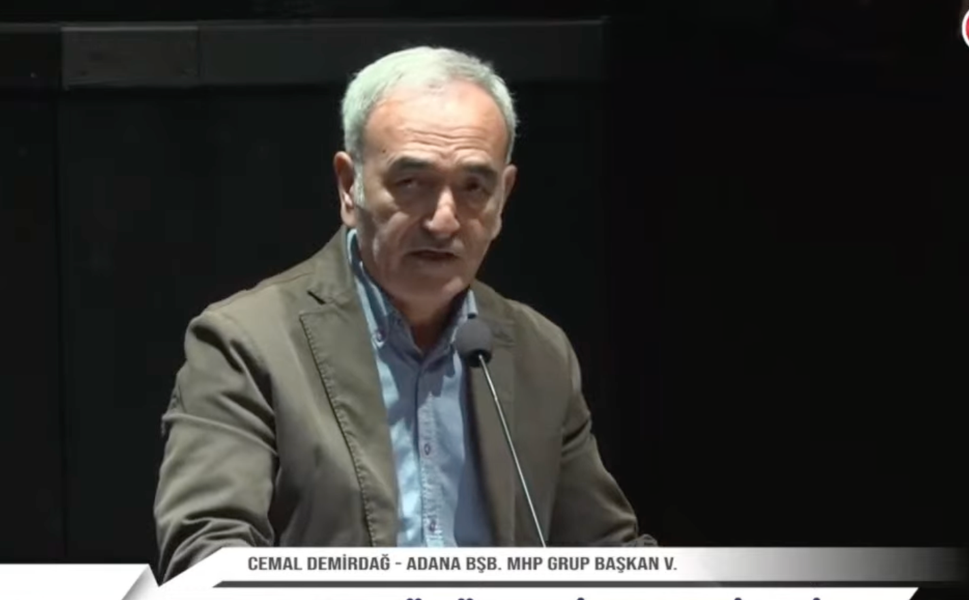 Demirdağ’dan Büyükşehir Meclisinde Adana Çıkışı: “Bu Şehre Bu Yakışmıyor”