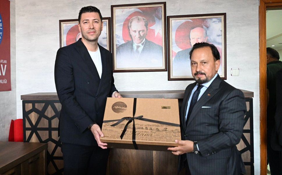 Sarıçam’dan TÜRKAV’a Güçlü Ziyaret! Kadir Gül’e Hayırlı Olsun Dileği