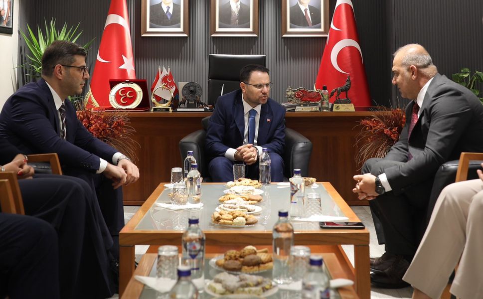 Akın Gürlek Adana’da MHP İl Başkanlığı’nı Ziyaret Etti