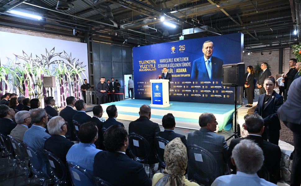 Adalet Bakanı Akın Gürlek Adana’da STK Temsilcileriyle Buluştu