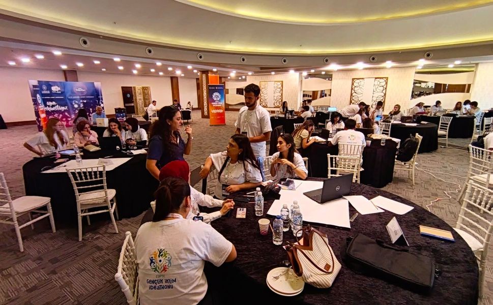 Adana’da COP31 Heyecanı: Gençler İklim Projeleri İçin Çalışıyor