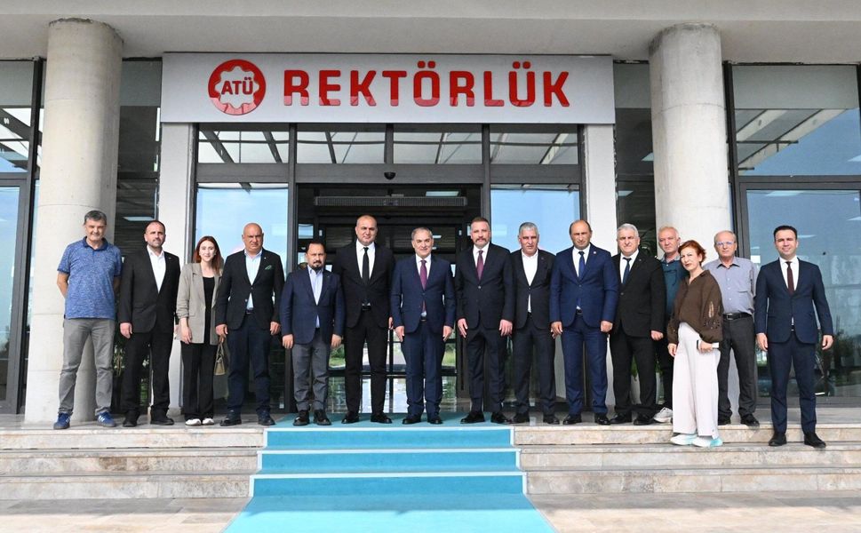 Adana’da Eğitim Zirvesi! MHP Adana’dan Üniversite Ziyareti!