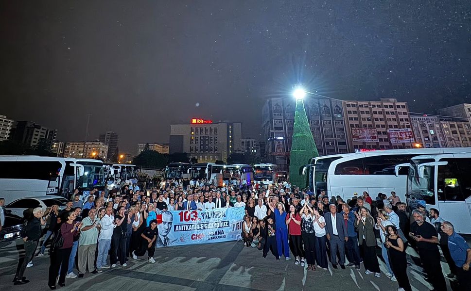 CHP Adana’dan Ankara’ya Büyük Çıkarma! 32 Otobüsle 1.247 Partili Anıtkabir’e Gitti