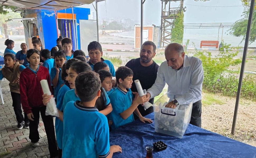 Yumurtalık’ta Gençlik Buluşması: Başkan Altıok Öğrencilerle Bir Araya Geldi