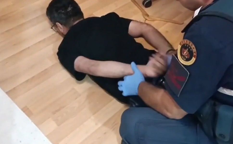 Adana’da Jandarmadan Uyuşturucu Operasyonu: 138 Kök Skunk Ele Geçirildi