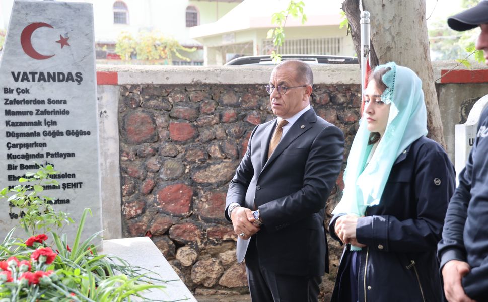 Adana’da Tarihi Anma! Saim Bey Kurtuluşun 106. Yılında Mezarı Başında Anıldı