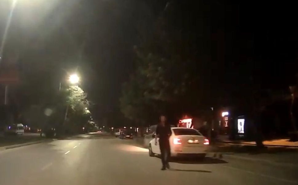 Adana’da Trafikte Uyarı Saldırıyla Bitti: O Anlar Kamerada
