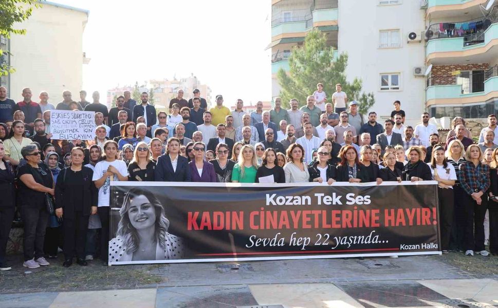 Kozan’da Öldürülen Sevda Dinler İçin Kadınlardan Adalet Çağrısı