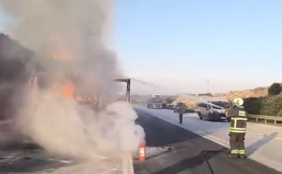 Ceyhan Otobanı'nda Tanker Yangını!