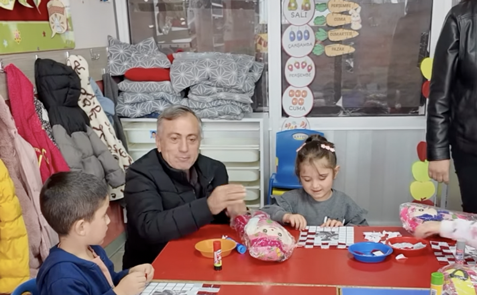 Başkan Ahmet Aktürk’ten Miniklere 29 Ekim Sürprizi
