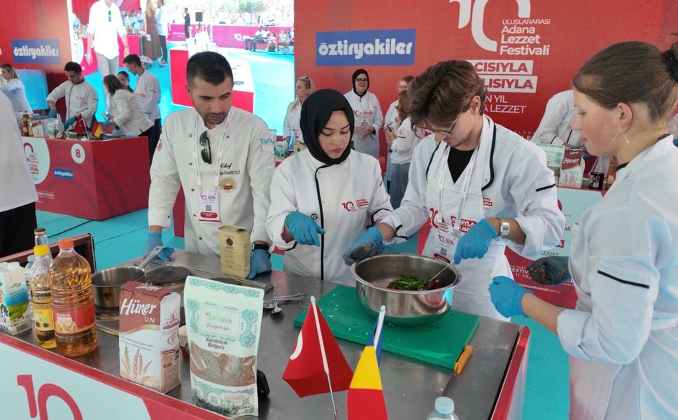 Çukurova Üniversitesi'nde Kültürlerarası Lezzet Buluşması: Erasmus Öğrencileri Adana Mutfağını Keşfetti