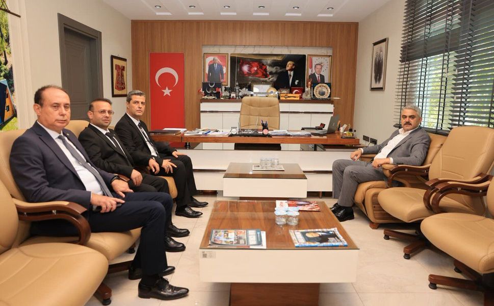 Pozantı’da Ekonomi Masaya Yatırıldı! Başkan Ali Avan’dan İş Birliği Mesajı