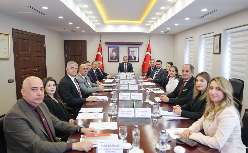 Adana’da Gençler İçin Yeni Dönem! NEET Projesi Değerlendirme Toplantısı Yapıldı