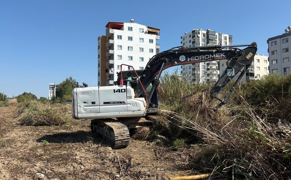 Yumurtalık Belediyesi'nden Sel ve Su Baskınlarına Karşı Sıkı Tedbir